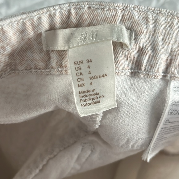 H&M Short - Picture 3 of 4